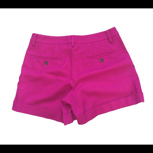 Uniqlo shorts size 2 two pockets on each side - Picture 5 of 5